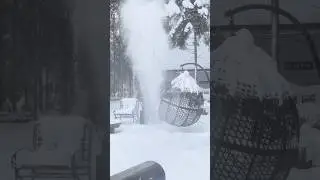 Спортивное зимнее утро на даче #freeskiing #snowboarding #headskis #jibbing