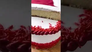 How to Cut Cake at Perfection | Cutting a Birthday Cake