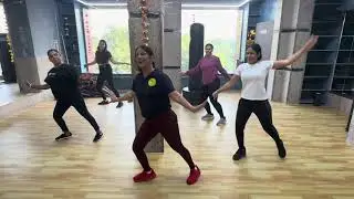Kali activa  &hellip;🛵🛵Zumba session #zumba#dance #fitness #dancefitness 