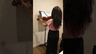 🎻🎶Minuet (Suzuki 3) With Vibrato_ Play With Teacher🎹🎶🎻By VANIA LARISSA