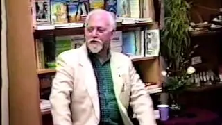 Robert Anton Wilson: THE EYE IN THE TRIANGLE (improved audio)