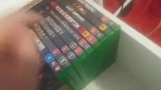 My Xbox one game collection and accessories showcase. 2020 April