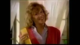 Lemon Pledge Commercial featuring Betsy Randle (1987)