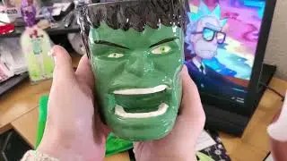 Funko + Marvel Lootcrate unboxing