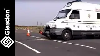 Glasdon UK | Product Testing | Neopolitan&trade; 150 bollard emergency vehicle testing