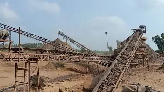 Fast Stone Crushing plant.Stones enjoying and dancing into jaw Crusher#asmr 