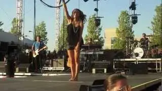 Jana Kramer Why Ya Wanna WYCD Downtown Hoedown 2012