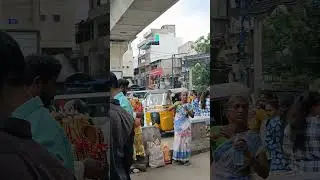 Sultan bazar #koti #hyderabadlandmarks #biryani #strreetoneway #sultanbahaduraziz