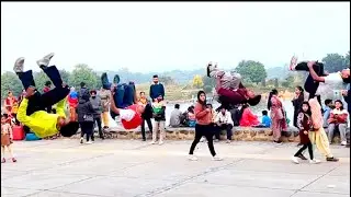 Girls reaction🥰😱 public wow 🤩 reaction🤯 flips & tricks videos #trending #flips #viral #public