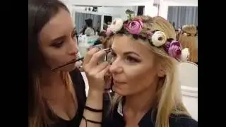 Live-ul Facebook despre Sedinta make up cu profesoarele de la Wilmark Dance Academy