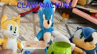 SONIC PLAYS OTHER GAMES: Sonic&rsquo;s claw machine 
