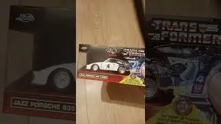 Jada toys 1:32 scale transformers G1 Jazz