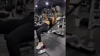 Strong Girls Gym Workout 💪  Daily Fitness Motivation | ASMR | ABS Workout | #fitness #gymshorts