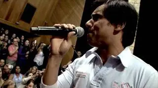 Guilherme e Santiago tocam 
