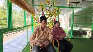 Trung dẫn chị Quý đi ra quán này 2 người tâm sự chuyện đám cưới cũng như tương lai 2 đứa con