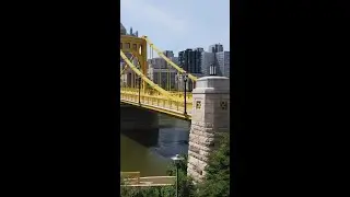 Roberto Clemente Bridge - Pittsburgh, Pennsylvania