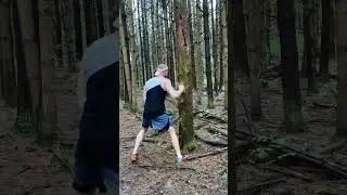 Chris Colditz vs. Tree 🥊