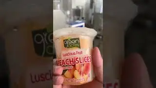 Sleeve labeling machine