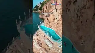 Must Places to Travel - Amalfi Coast Italy!