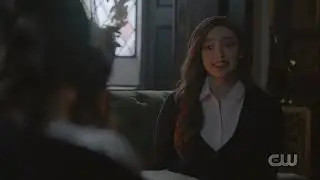 Legacies 1x15 Hope and Lizzie scene 3 Hope calms Lizzie down + Hope and Josie