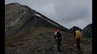 PYRAMID MOUNTAIN HIKE (VLOG) - Ep.4//JASPER NATIONAL PARK