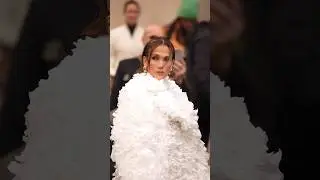 Jennifer Lopez - Just WoW ✨ Fashion Week #jlo #jenniferlopez #jlobeauty