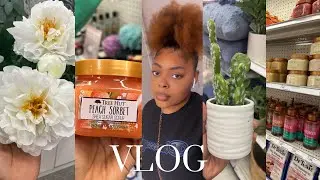 Target Vlog!!🩵 | Treehut Scrubs | Cleaning Products | A Mess🤦🏻&zwj;♀️ & More