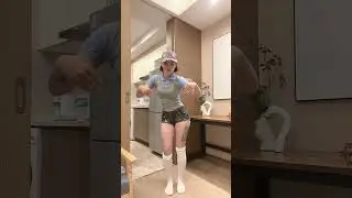Robot Dance Challenge 🤖🔥 #dance #robot #robotdance #ロボット #ダンス #ロボットダンス #babyslow #dollgirl #doll
