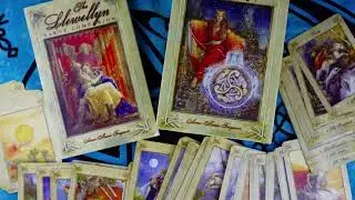 The Llewellyn Tarot Kit Flip Through