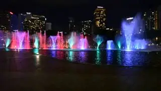 LAKE SYMPHONY MUSICAL FOUNTAIN WATER DANCE KLCC, KUALA LUMPUR, MALAYSIA