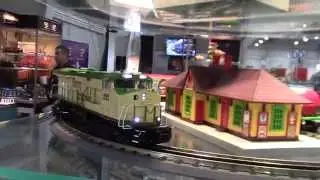 MTH 30-20288-1 Christmas ES44AC Imperial Diesel & Caboose Set With Proto-Sound 3.0 On TrainWorldTV