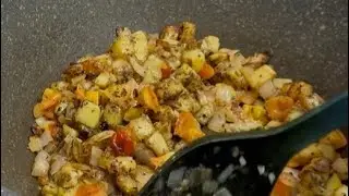 Жареный картофель и лосось #чанна #кулинария #uk #🇬🇾