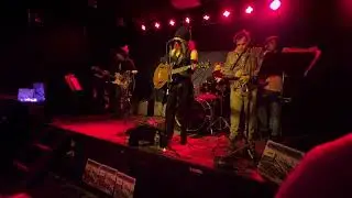 Rew live at pianos