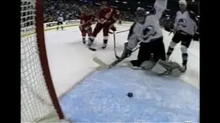 Brendan Shanahan Goal (Gm6 2002 @ Col - Statue of Liberty Play)