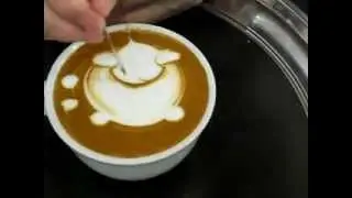くまカプチーノ（ハート持ち）