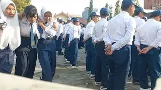 MENGAMATI..UPACARA......DULU PERNAH ADA LOMBA U P A C A R A...