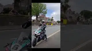 Michael Dunlop's Helmet/Visor Issue at the 2024 Superbike TT!