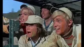 The Computer Wore Tennis Shoes (1969) - Final Battle scene