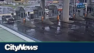 Security camera captures crash at Rainbow Bridge border crossing