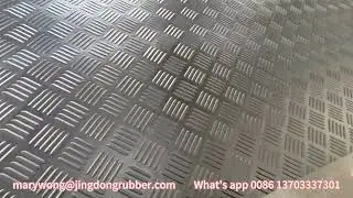 Durable Anti slip Checker Rubber Mat