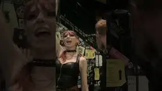 The Punk Rock Museum&rsquo;s Punk Bar Karaoke Night! #punkrockmuseum
