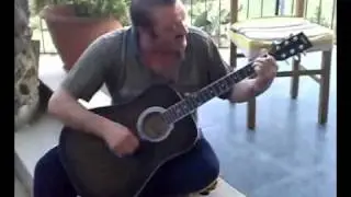Pietro Crea voce e chitarra