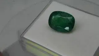 9.73 ct Fine Natural Emerald Cushion Zambia UnTreated LooseGem Ston