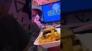 Playing Retro Games at 8-Bit Bites! #retrogaming #foodie #travel