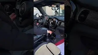 Sekarang sudah tahun 2026, aku ingin memiliki mobil mini convertible sebelum umurku 30 tahun! #mini