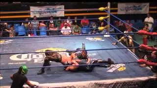Dinamic Black retiene el t&iacute;tulo de Rey del Ring frente a Decnnis