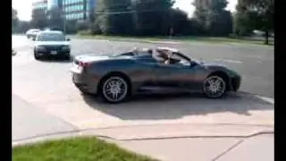 Ferrari F430 F1 and Maserati Granturismo S leaving