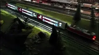 M&auml;rklin 43540 &Ouml;BB Cityshuttle Wiesel Nachtdurchfahrt Wendezug mit BR 1044 von Kleinbahn