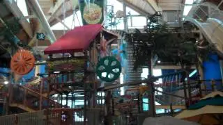 Castaway Bay Indoor Waterpark Sandusky Ohio.MP4