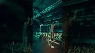 This tour was no doubt one big family! 🫶